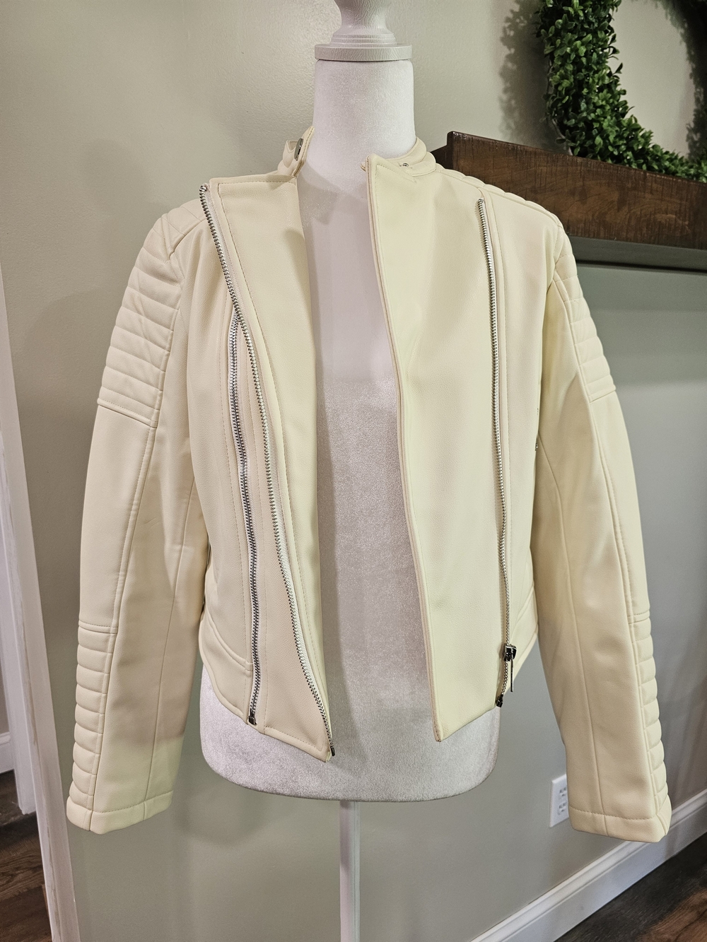 Zara - Structured Faux Leather Women's Moto Jacket